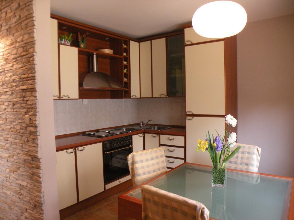 Sunset Apartment With A Private Yard At Medulin Riviera Chambre photo